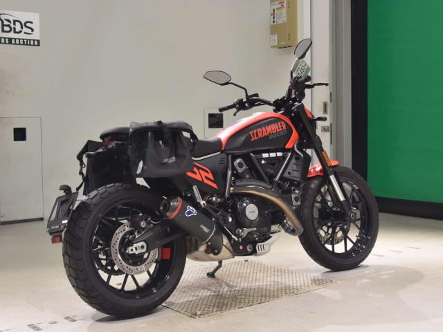 Ducati SCRAMBLER 803 FULLTHROTTLE — фото 5