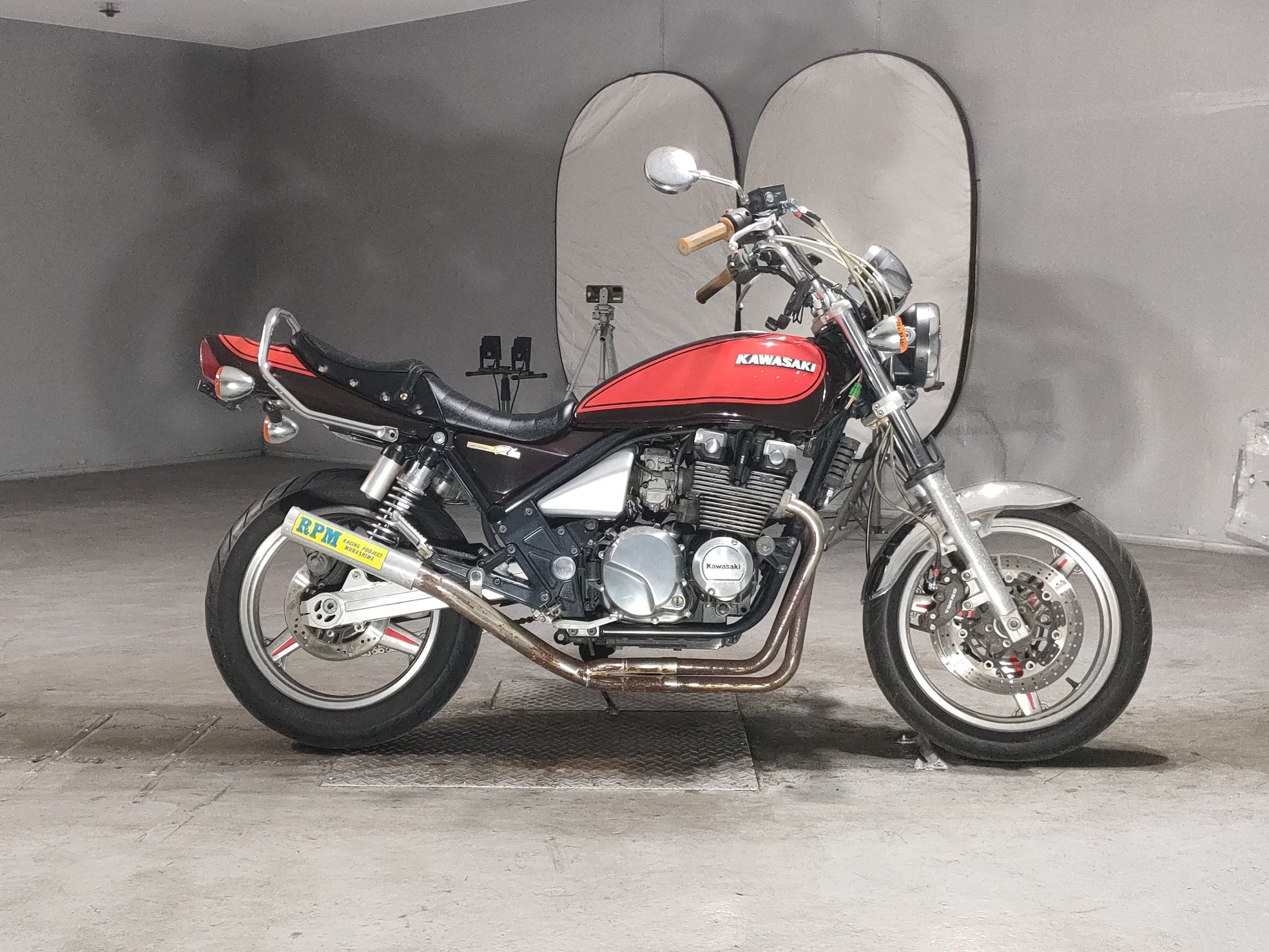 Kawasaki ZEFAR 400