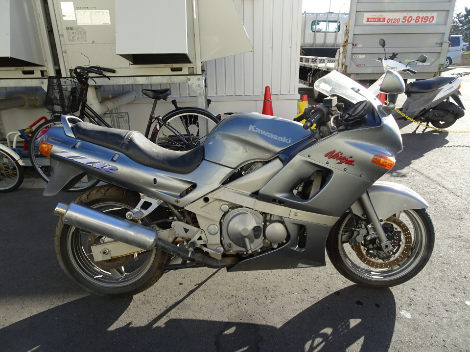 Kawasaki ZZ-R400