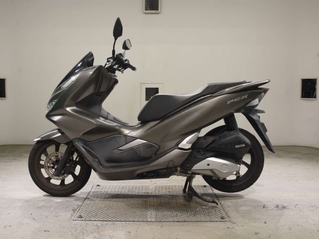 Honda PCX125-3 — фото 2