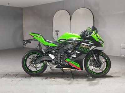 2529] Kawasaki NINJA ZX-25R - ZX250H-A39798