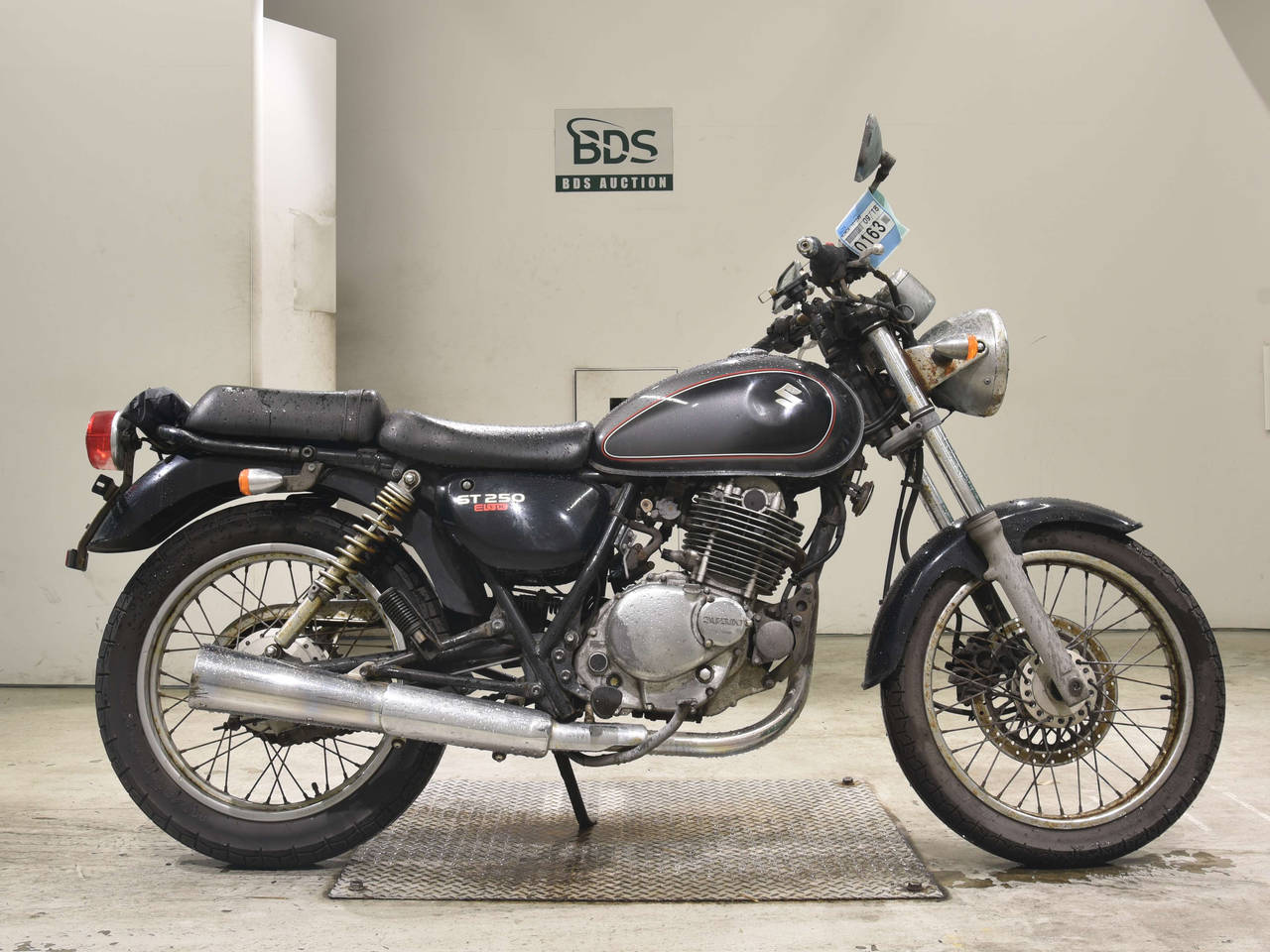Suzuki ST250E
