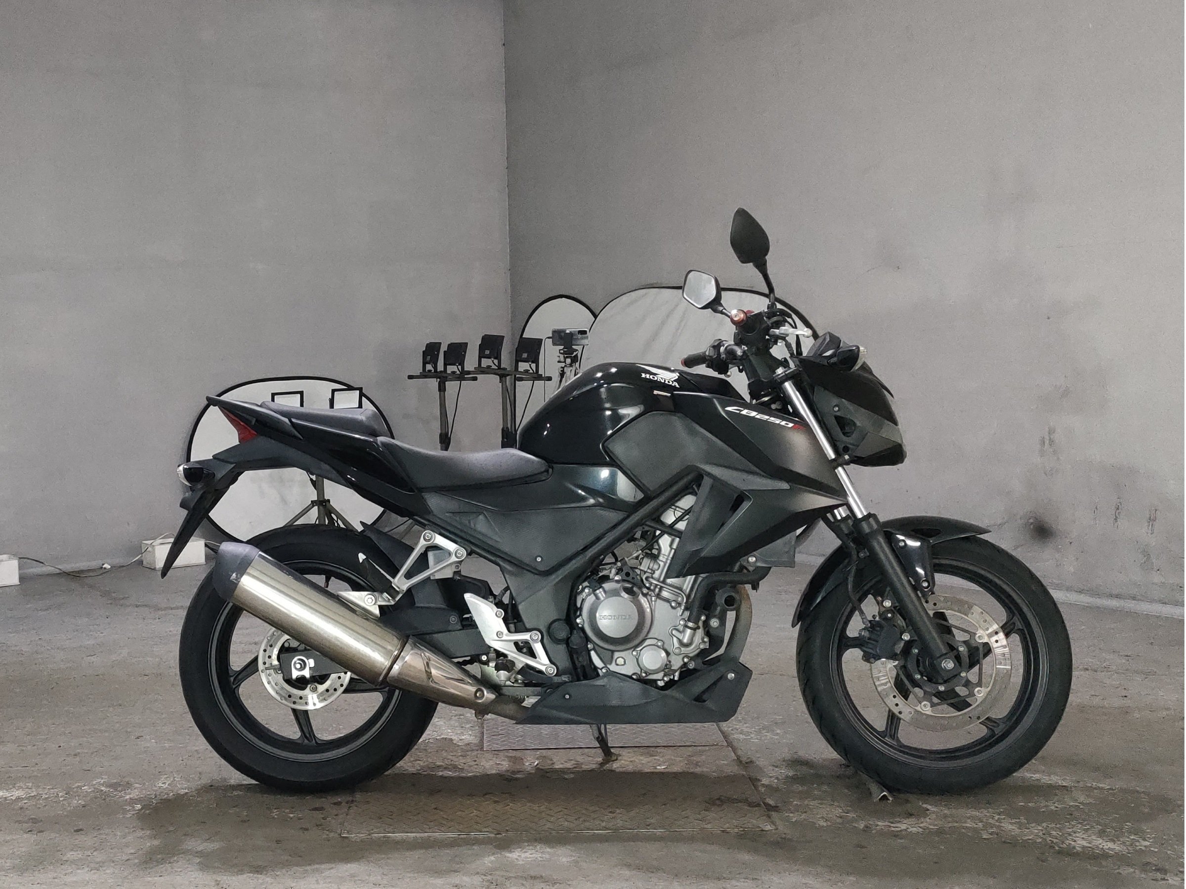 Honda CB250F