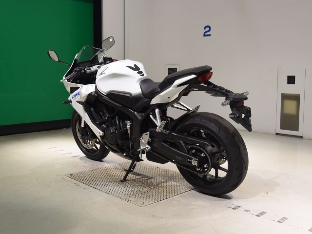Honda CBR650R — фото 6
