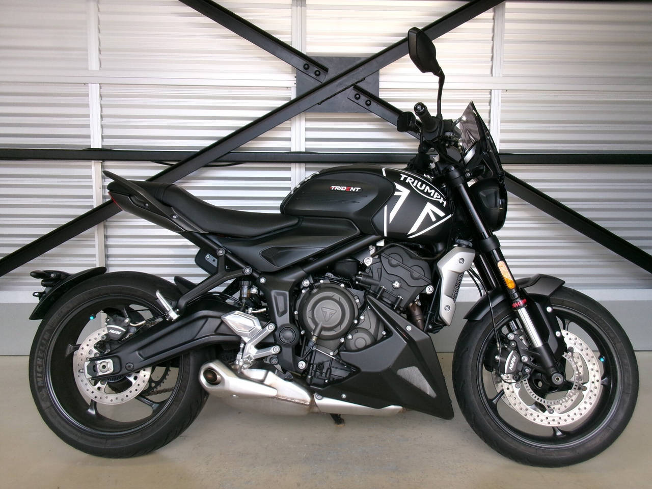 Triumph TRIDENT660
