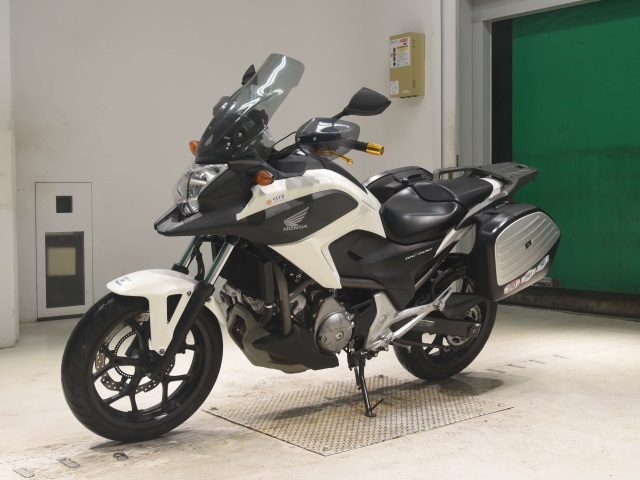 Honda NC700XA — фото 4