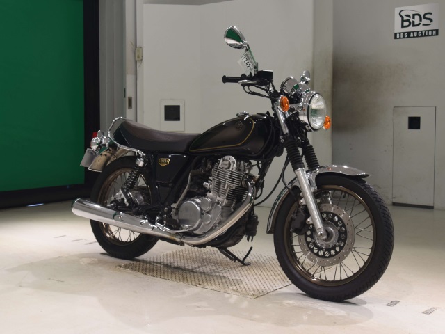 Yamaha SR400 — фото 3