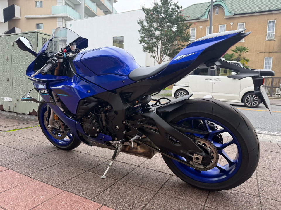 Yamaha YZF-R1 — фото 7