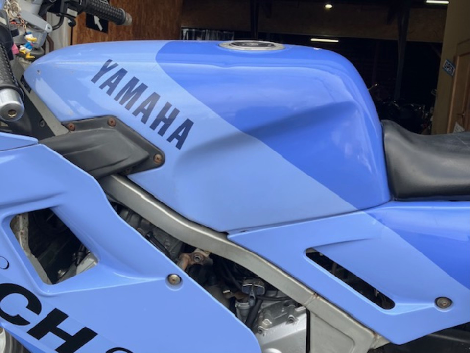 Yamaha FZR250 — фото 16