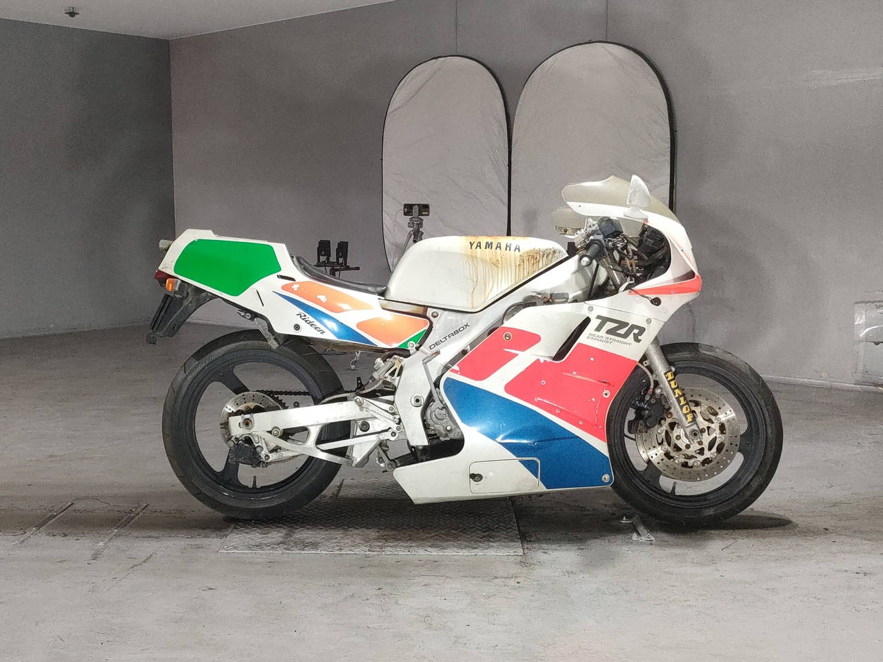 Yamaha TZR250, zdjęcie 1