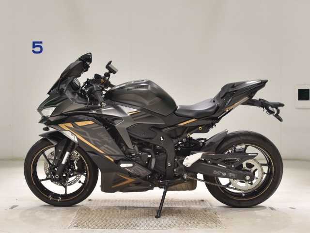 Kawasaki NINJA ZX-25R KRT — фото 2