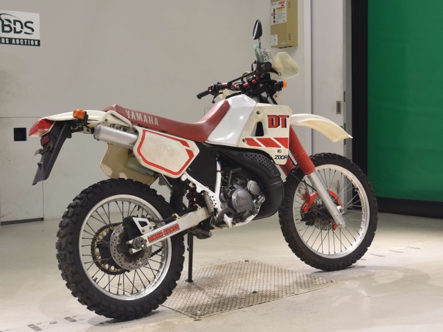 Yamaha DT200R — фото 5