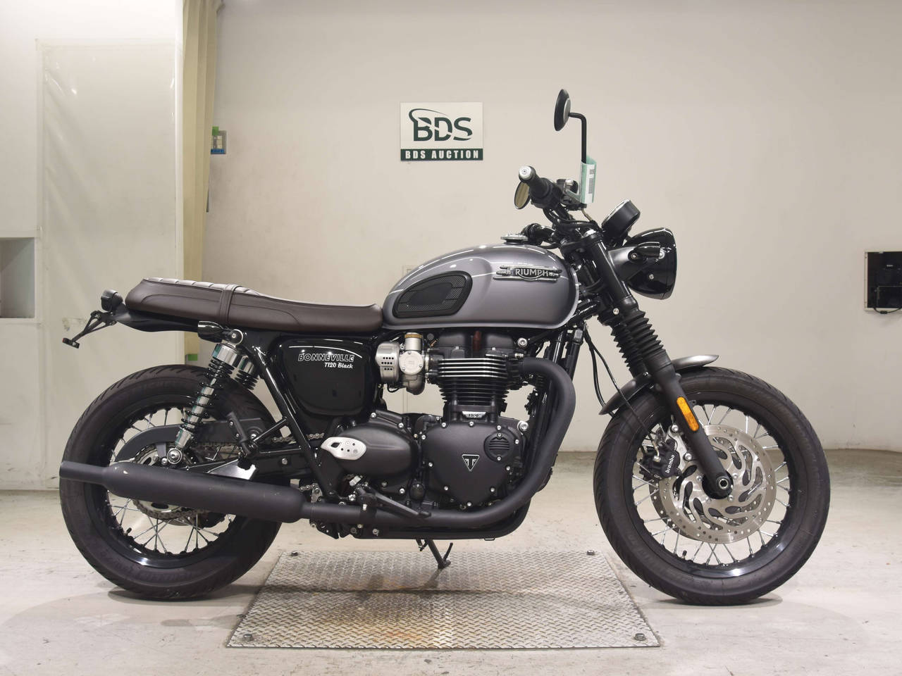 Triumph BONNEVILLE T120
