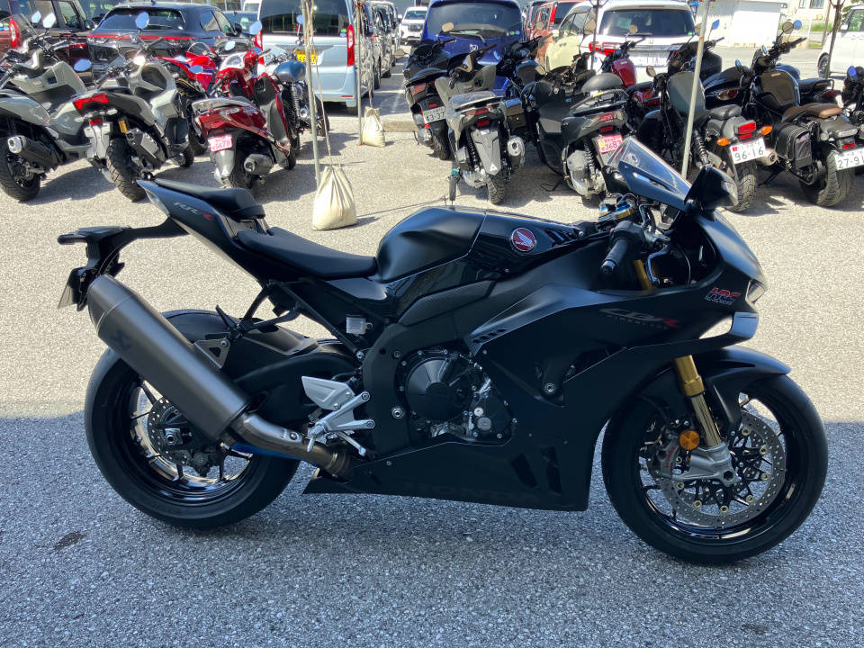 Honda CBR1000RR-R FB SP — фото 3