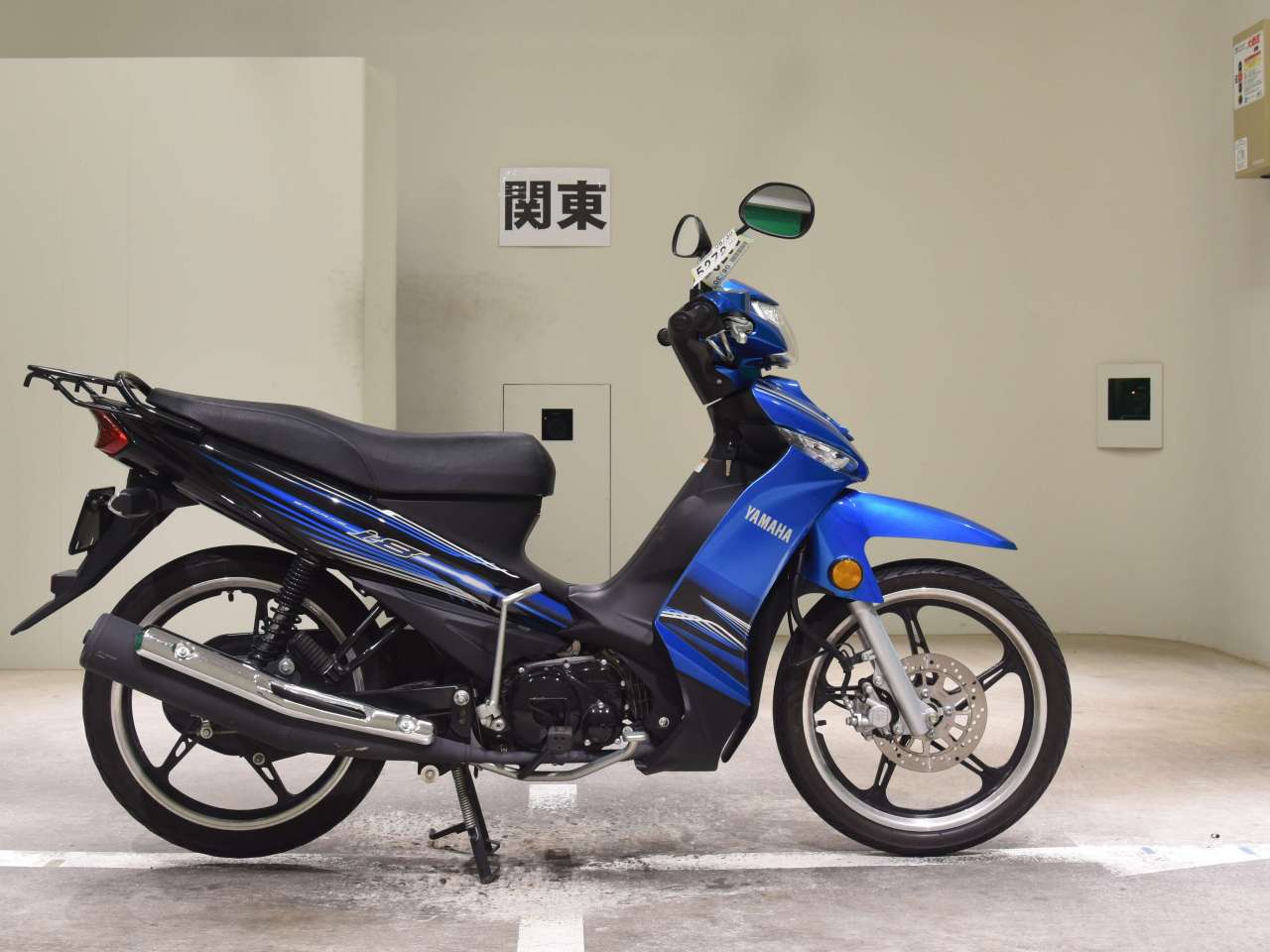 Yamaha I8 115