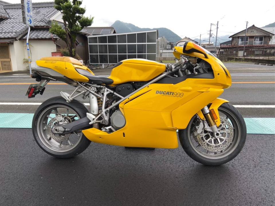 Ducati 999