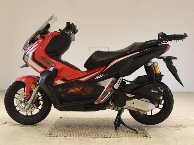 Honda ADV 150 — фото 2