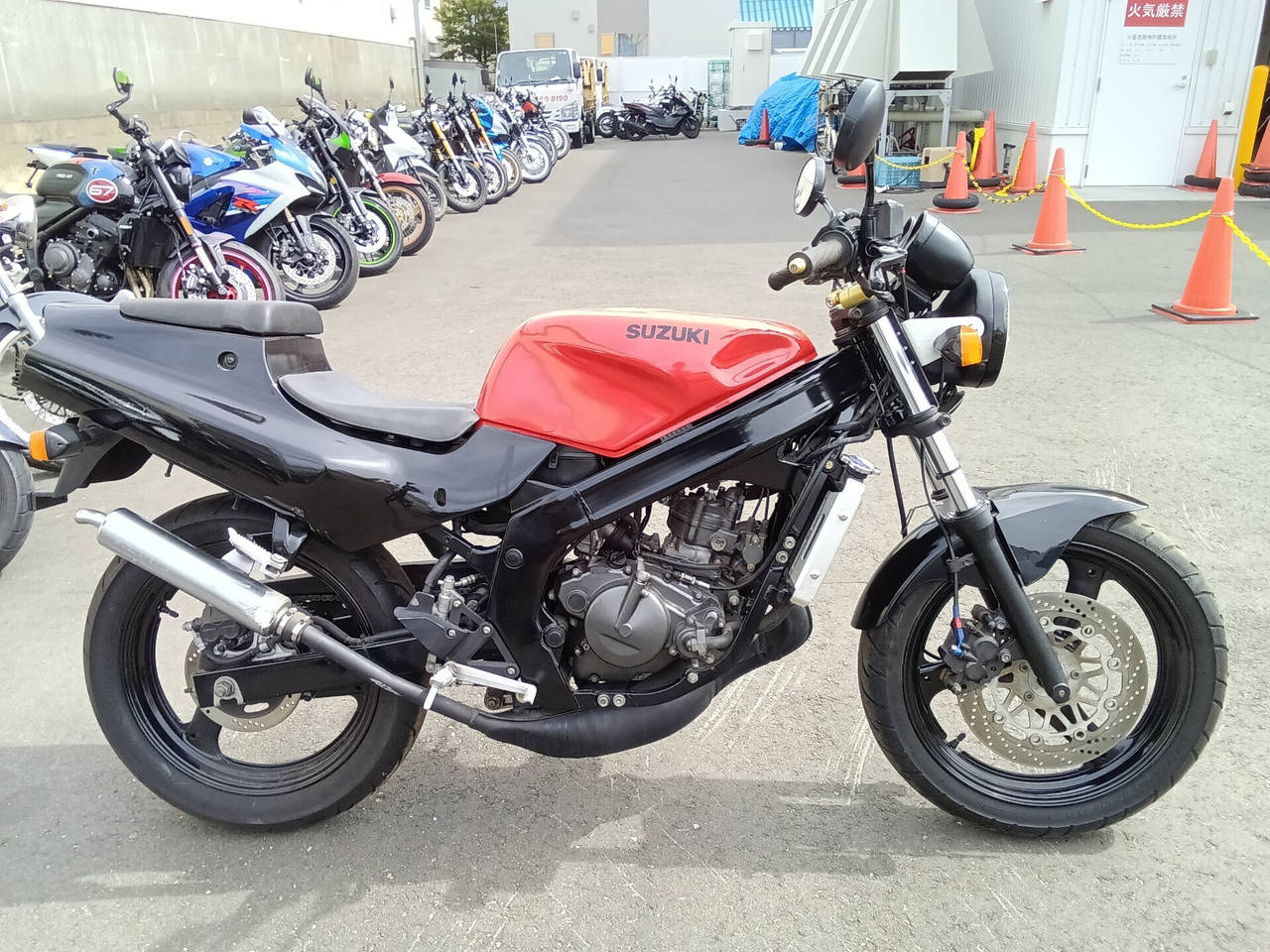 Suzuki WOLF 125