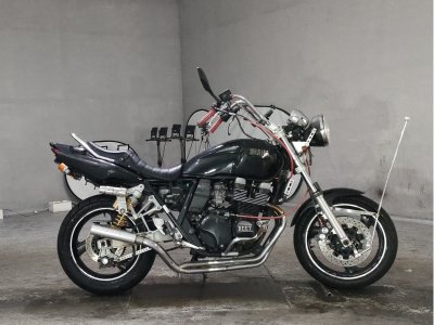 Yamaha XJR400