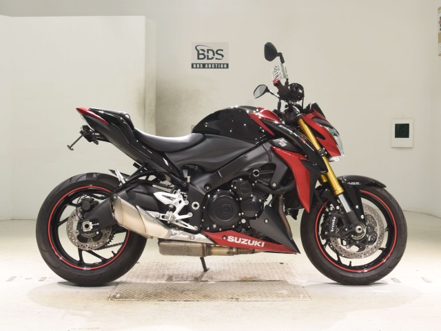 Suzuki GSX-S1000