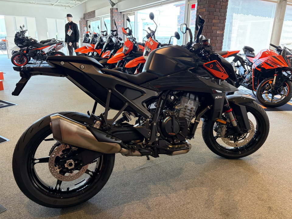 KTM 990DUKE — фото 5