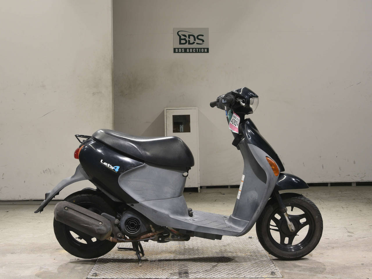 Suzuki LETS4
