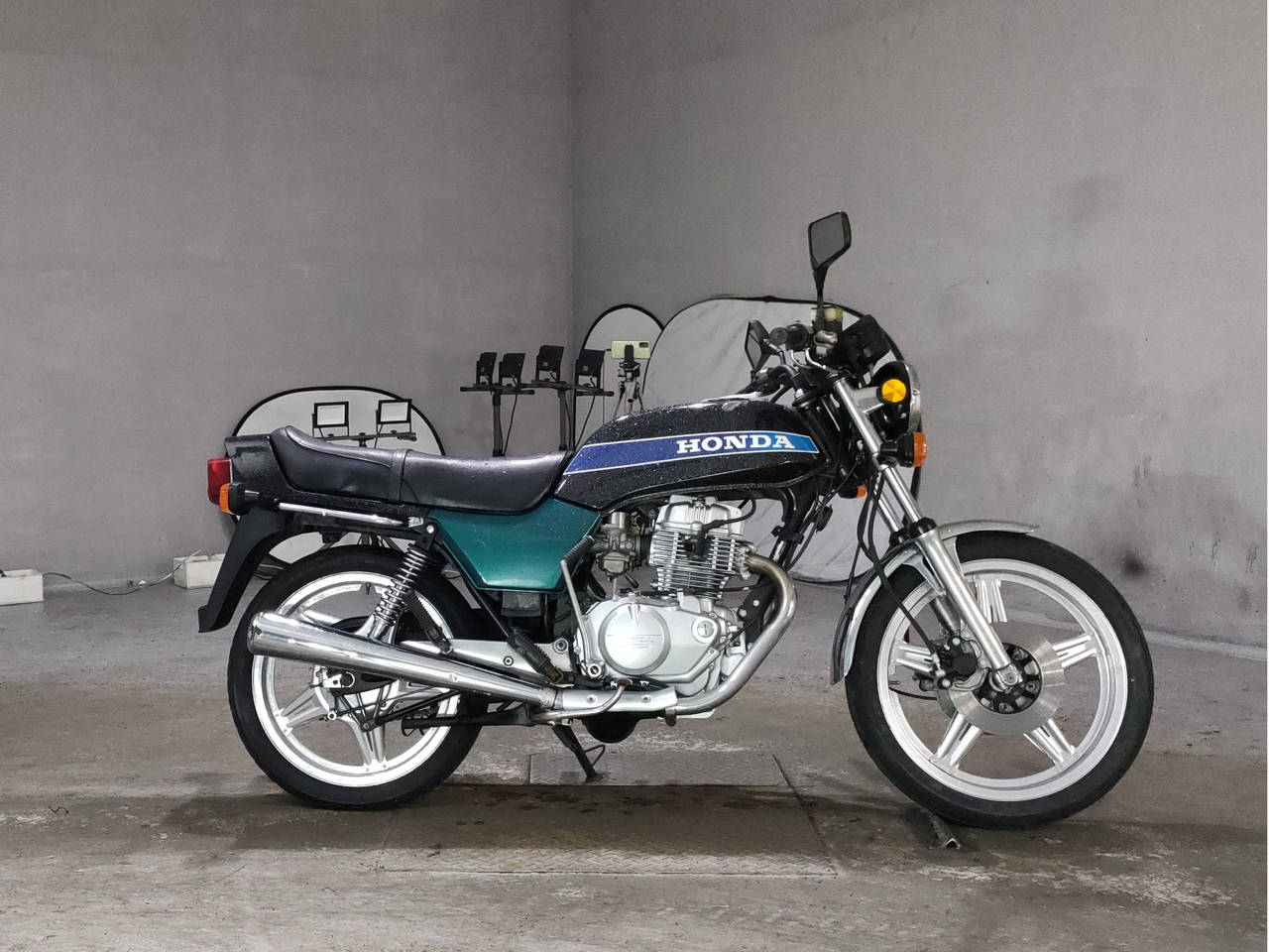 Honda CB400N
