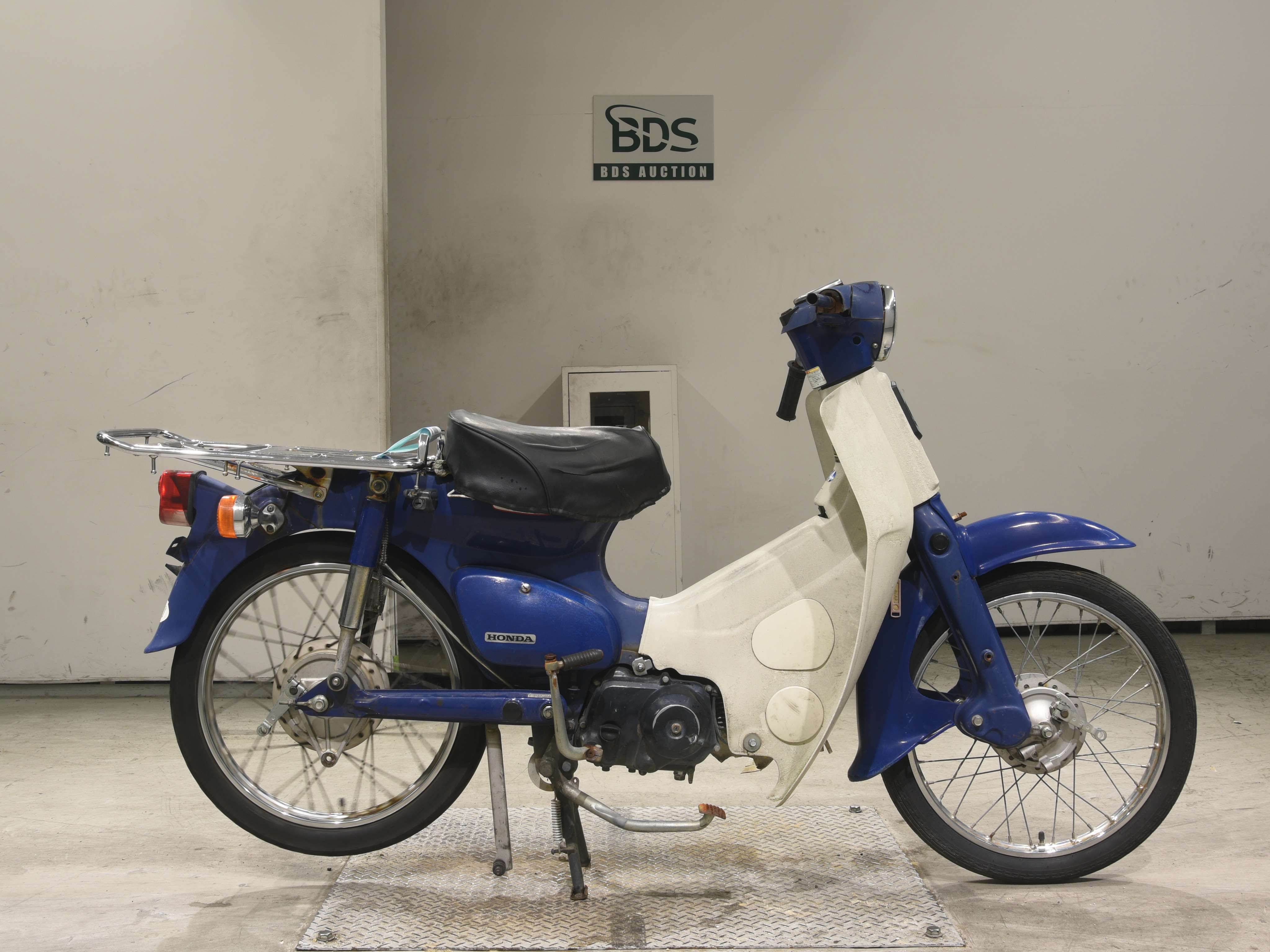 Honda C50