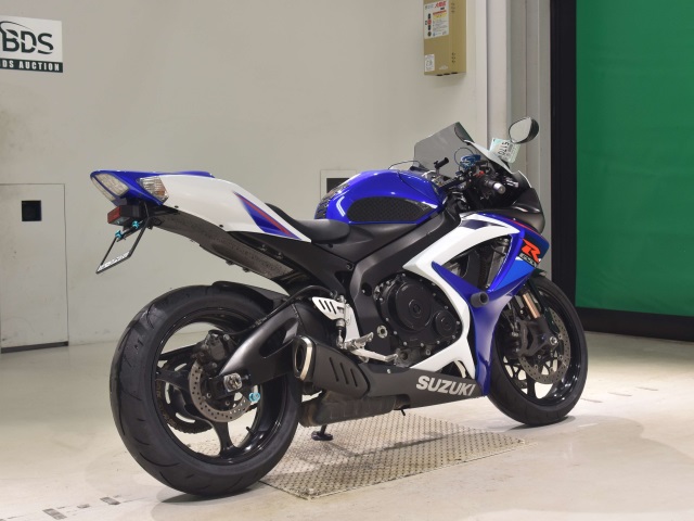 Suzuki GSX-R750 — фото 5
