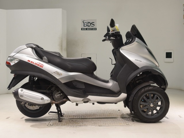 Piaggio MP3