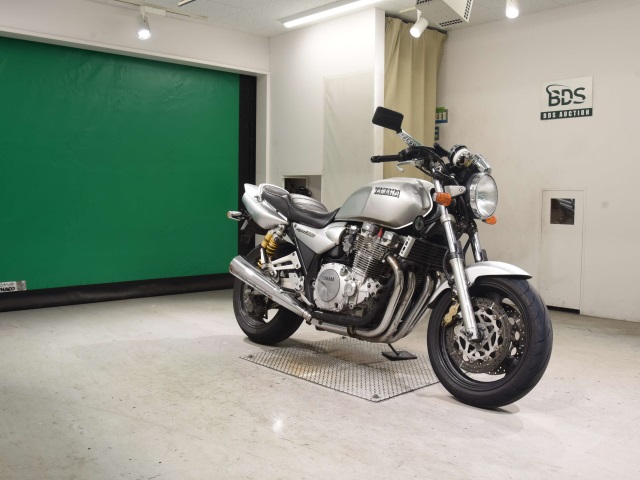 Yamaha XJR1300 — фото 3