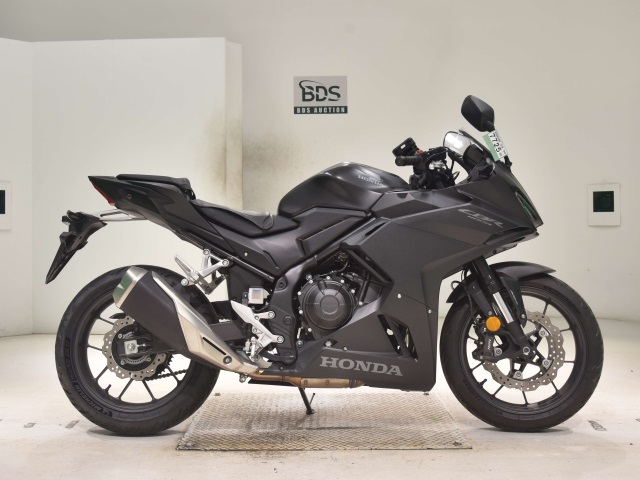 Honda CBR400R-3