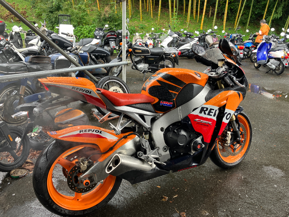 Honda CBR1000RR — фото 5