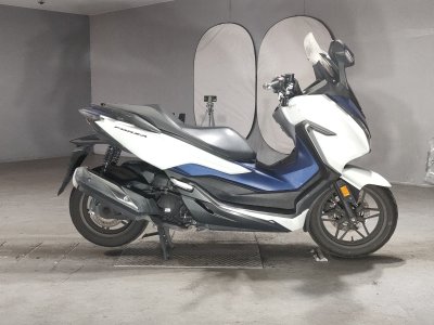 Honda FORZA
