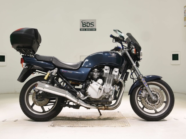Honda CB750SF