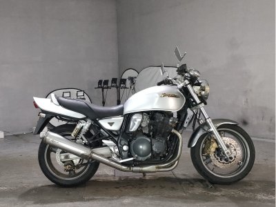 Suzuki GSX400 INAZUMA