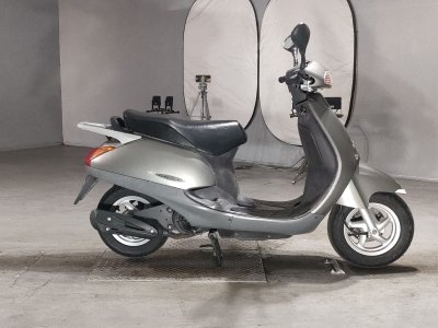Honda LEAD100