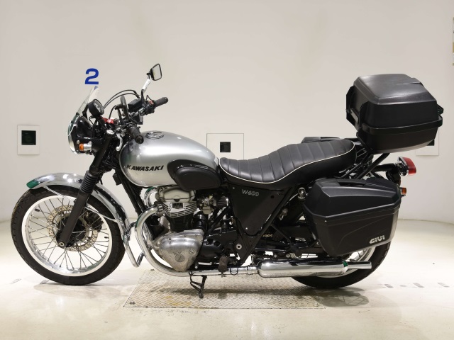Kawasaki W400 — фото 2