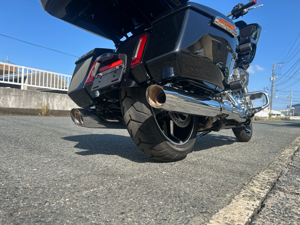 HD FLTRX ROAD GLIDE LIGHT — фото 28