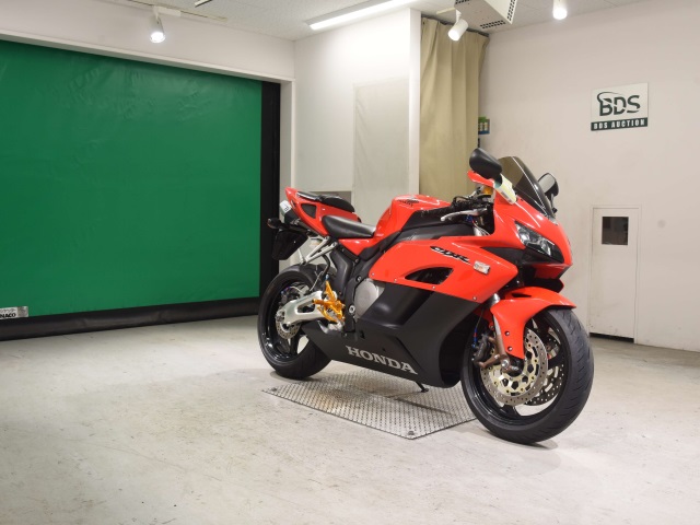 Honda CBR1000RR — фото 3