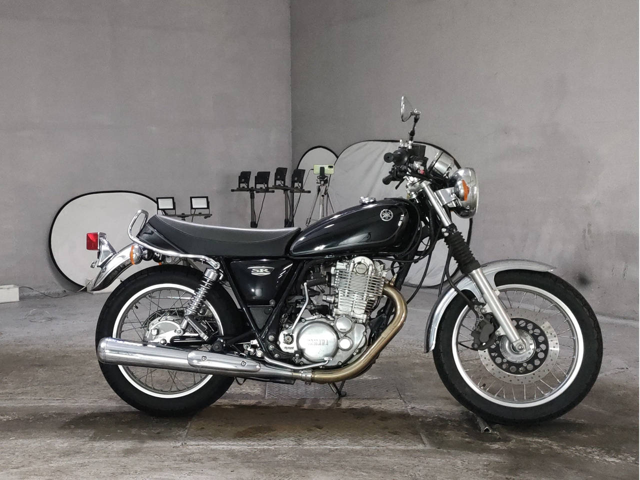 Yamaha SR400