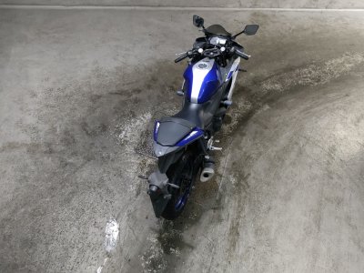 Yamaha YZF-R25 — фото 6