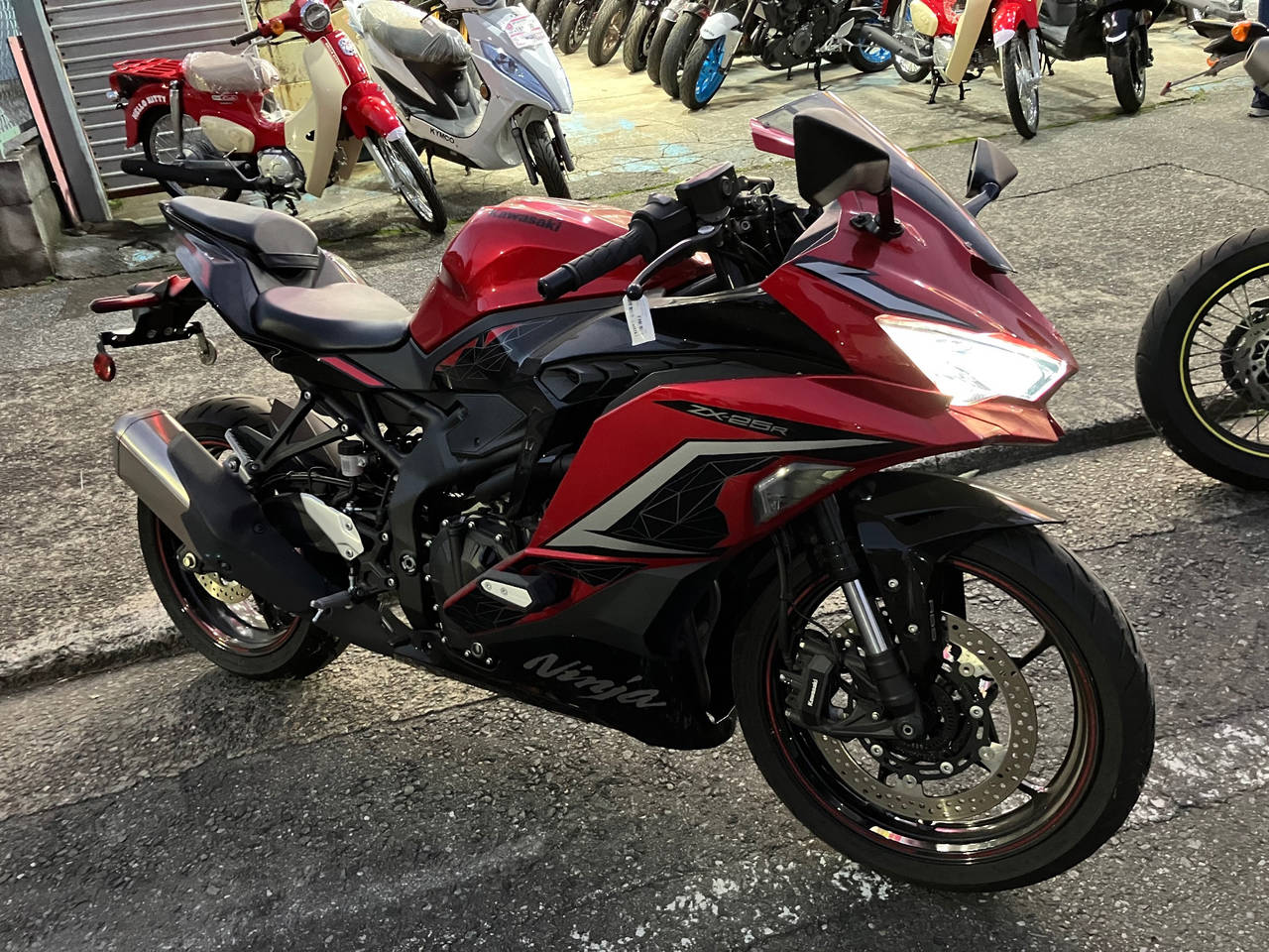 6166] Kawasaki NINJA ZX-25R KRT - ZX250H-A26629