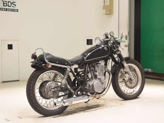 Yamaha SR400 — фото 5