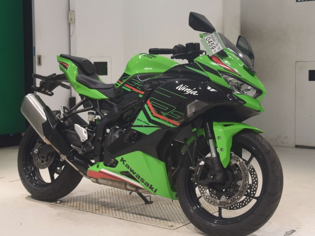 Kawasaki ZX-4R — фото 3