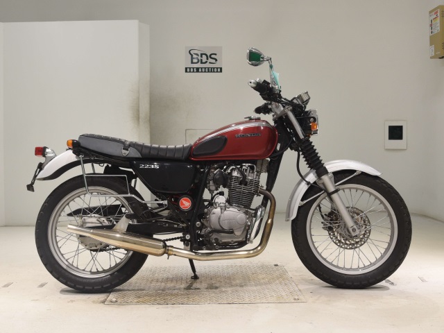 Honda CB223S