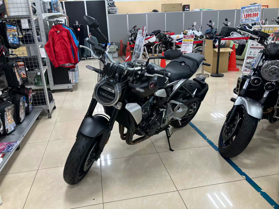 Honda CB1000R — фото 4