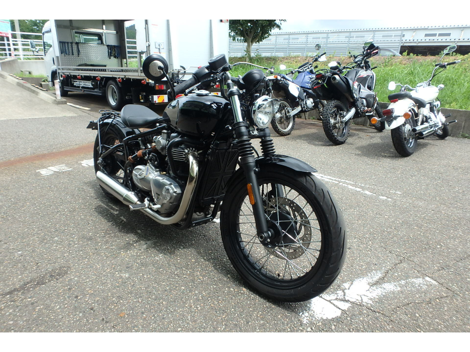 Triumph BONNEVILLE BOBA — фото 3