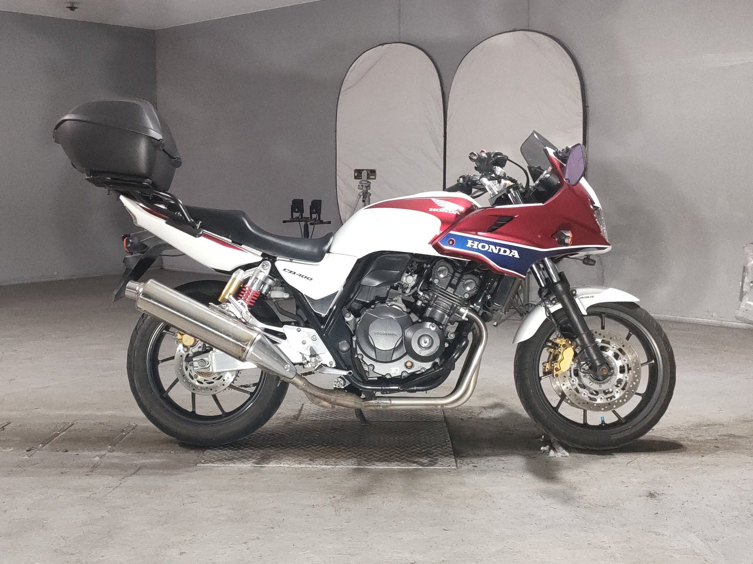Honda CB400SF BOLDOR