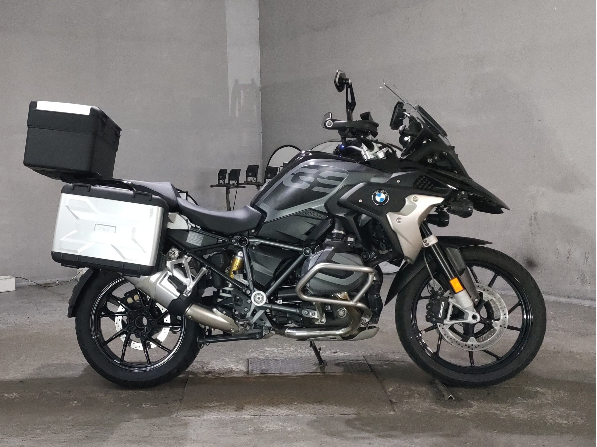 BMW R1250GS